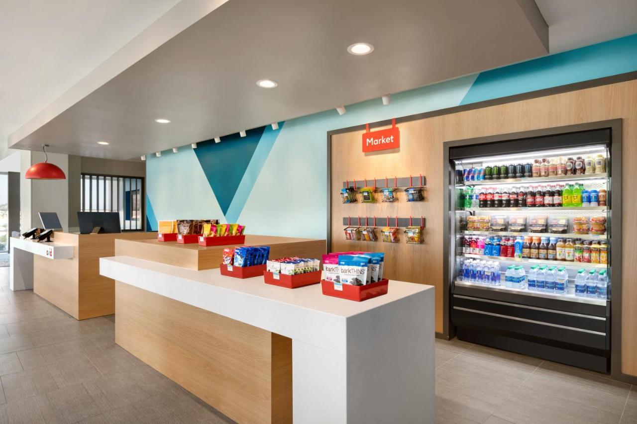 Avid Hotel - Toronto - Vaughan Southwest By Ihg Buitenkant foto