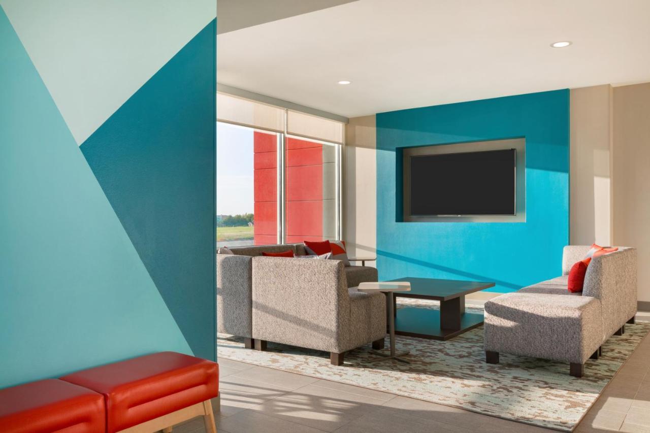 Avid Hotel - Toronto - Vaughan Southwest By Ihg Buitenkant foto