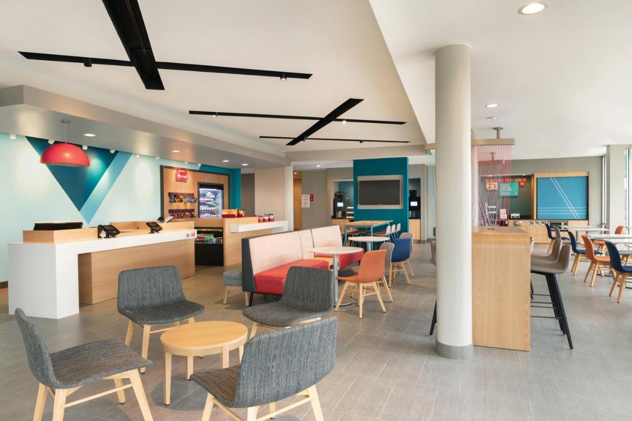 Avid Hotel - Toronto - Vaughan Southwest By Ihg Buitenkant foto